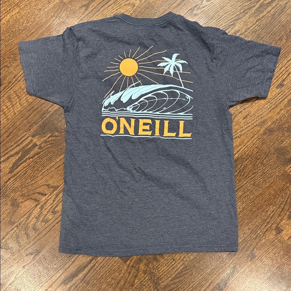 O'Neill men’s medium Charcoal Surf Graphic Tee used